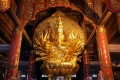 Goldener Buddha in der Bai Dinh Pagode